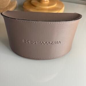 bcbgmaxazria gray soft sunglass case